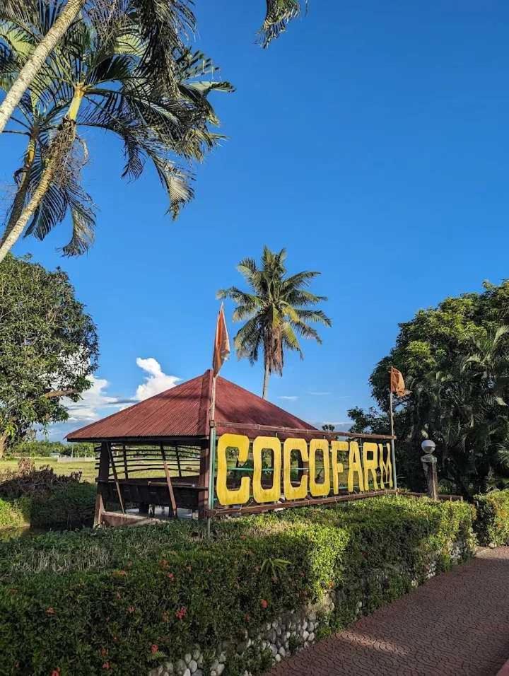 Pantropi-Coco Farm Hotel Calapan Exterior photo